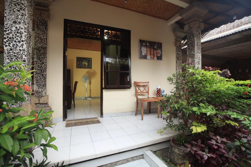Liang House And Hostel Ubud Exterior foto